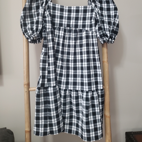 Off shoulder dress - Picture 4 of 4